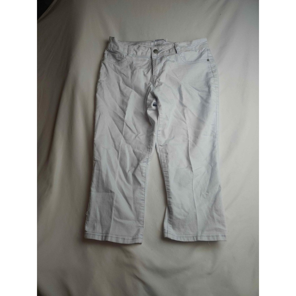 d. jeans Women White Denim Capri Pants Size 10 Cropped Stretch Jeans